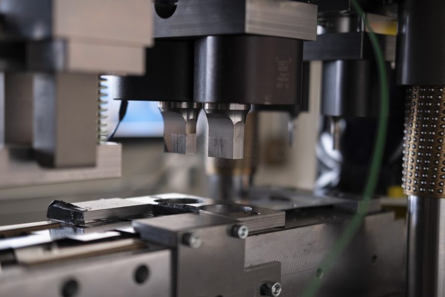 Beitragsbild: Stanzprozess | Quelle: PtU Darmstadt