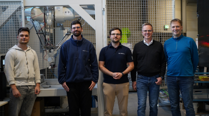 Projektteam (v. l. n. r.): Matthias Pallasch, Victor Caldas, Michael Miro, Bernd Kuhlenkötter und Tobias Glasmachers beim Kick-off-Treffen. | Quelle: LPS