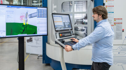 Teilautomatisierte Fertigungsplanung eines Implantates mit Hilfe der CAM-Software hyperMILL (OPEN MIND Technologies AG) © Uli Benz/TUM | Quelle: iwb, Technische Universität München