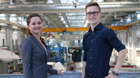 Frau Katharina Gebert und Herr Arne Beinhauer, ehemalige Teilnehmer der Akademie Hypatia, sind mittlerweile wissenschaftliche Mitarbeitende am Leibniz-IWT und der Universität Bremen. | Quelle: Leibniz-IWT Bremen